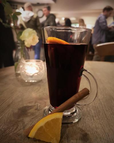 The Coach House Inn - image 7