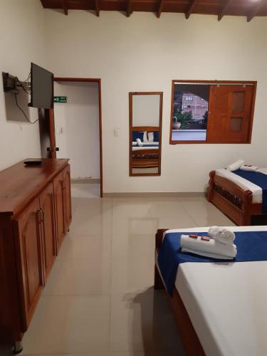 Hotel Jardin de Rosas