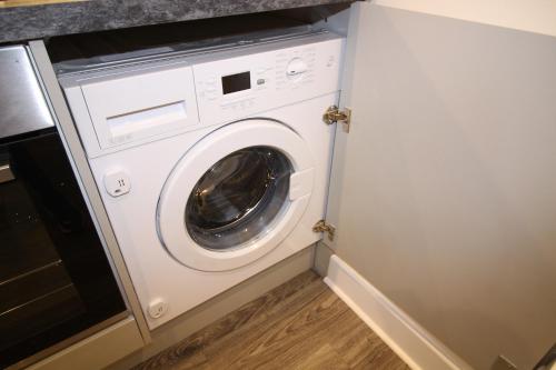 The Warren @ Short Stays - image 8