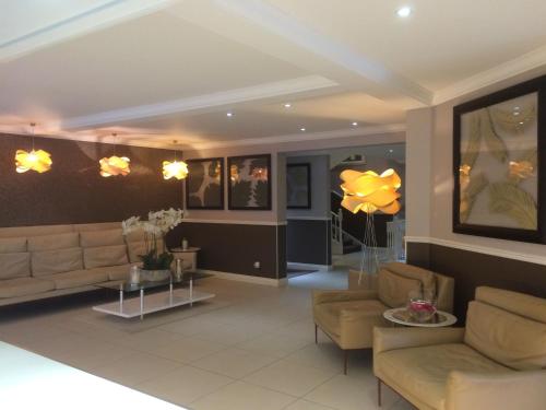 Előcsarnok, Hotel La Place near Jersey repülőtér