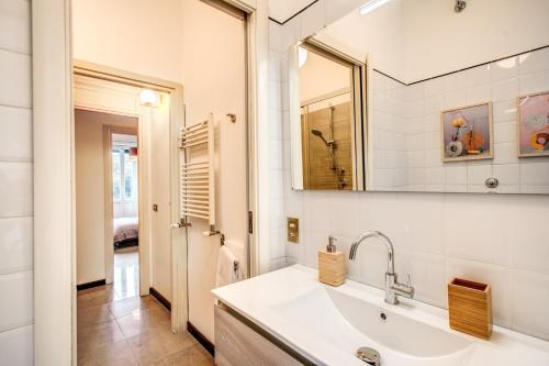 Popolo and Villa Borghese Deco Apartment - image 13