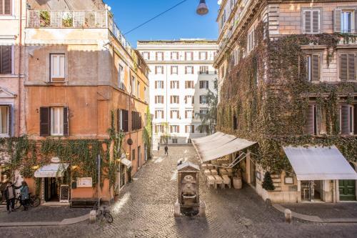 Borgo Pio Passetto Papale - image 9