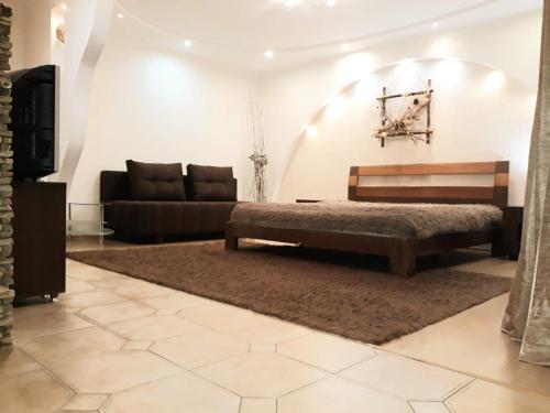 Apartment at Matusevycha Street 2-15, Kryvyj Rih
