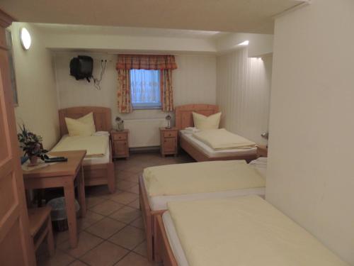Vierbettzimmer, 4 betten