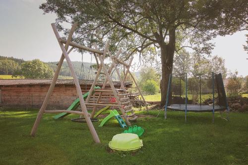 Spēļu laukums, U Svateho Petra in Kajov