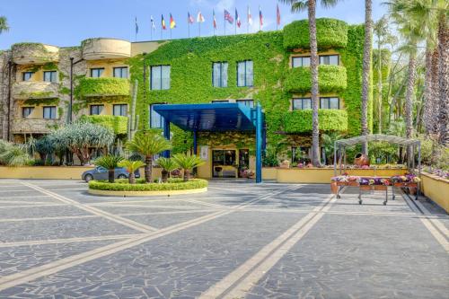 Hotel Caesar Palace in Giardini-Naxos