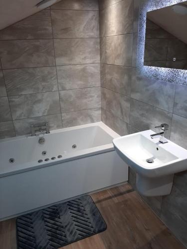 Fountain Cottage Cafe and B&B - main image