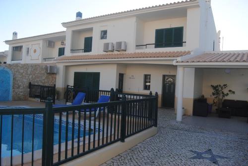 Vivenda Villa Catarina with Private Pool gîte à louer Vale de Pedras