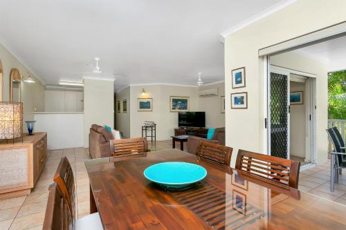 Seascape Holidays at The Queenslander