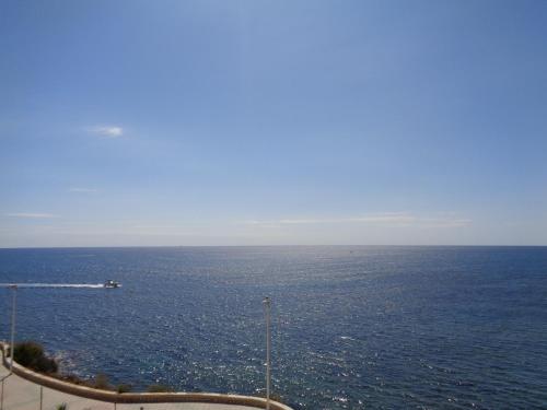 Apartment with Sea View image 4