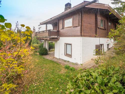 Haus am Hang 12.1km von Hattorf am Harz entfernt