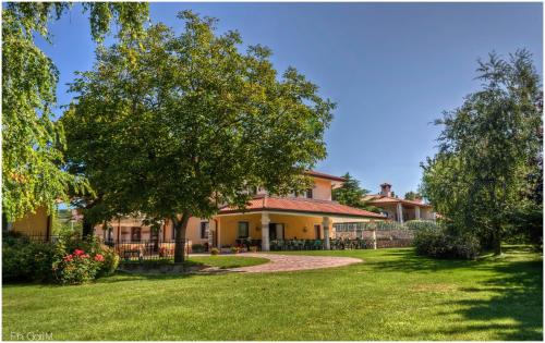 Hotel Pesek 2