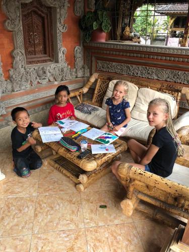 Candy Home Stay Bali