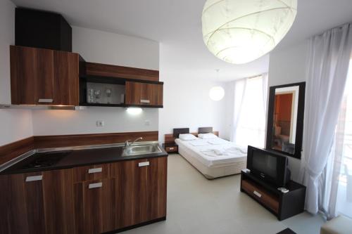 Menada Rainbow Apartments - image 4