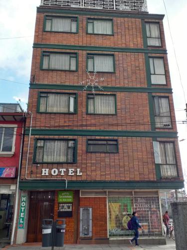 Hotel Plata – Bogota, NY