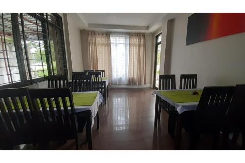 Restaurant, Adelaida Pensionne Hotel in Bantayan Insel