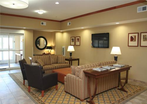 Candlewood Suites Avondale-New Orleans, an IHG Hotel