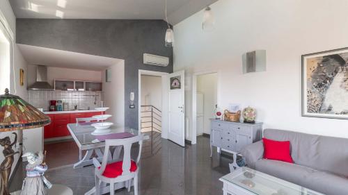 Luxury villa Nicol with pool and sea view 300m from the beach in Pješčana Uvala