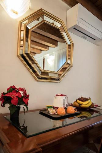 Anzolo Palace - Rooms & Apartments Room Type - Deluxe Room