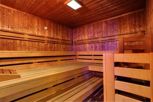 Active & Wellness Hotel Subterra - image 11
