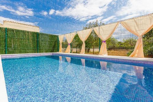  YupiHome Villa Ca Sa Tia, Ferienwohnung in Binisalem