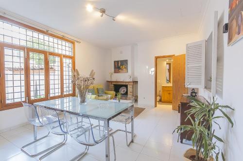  YupiHome Ca N´Antonia Apartment Family only, youth groups not allowed in Lloseta