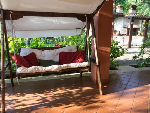 Balcony/terrace, Fascinating Apartment in Tagliacozzo with Garden in Tagliacozzo
