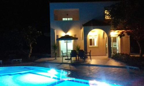  Fanes Villa Sleeps 7 Pool Air Con WiFi in Fánai