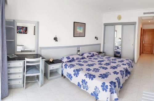 Stil Bonsai Located in Muro, Stil Bonsai is a perfect starting point from which to explore Majorca. The property has everything you need for a comfortable stay. Facilities like 24-hour front desk, car hire, laund