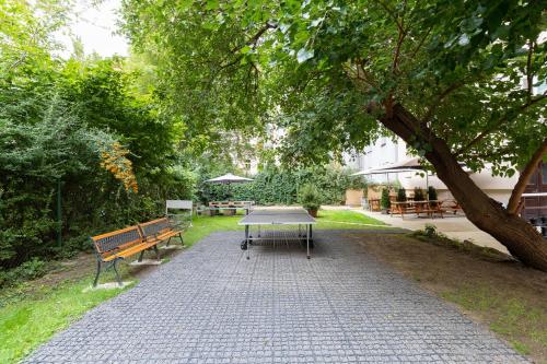 Hostel Dakura – Prague, PA