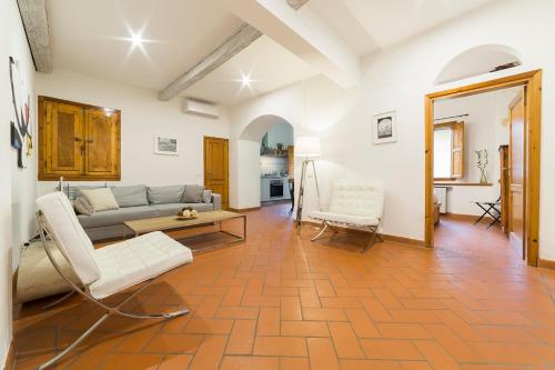Santa Maria Novella 6 sleeps near the central station, Florencja