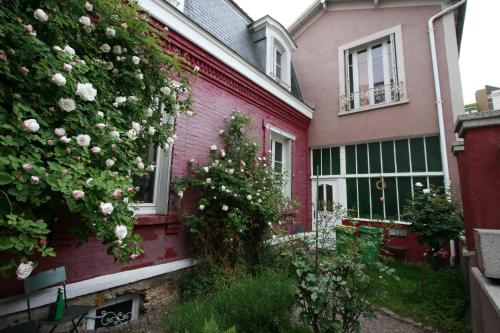 La Maison Rouge - Chambre d'hôtes - Paris