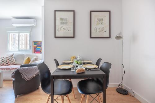 Apartamento luminoso y acogedor en Sevilla. A/C. - image 7