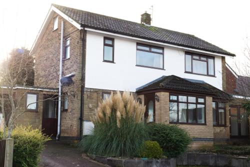 Detached Mickleover House gîte à louer Kirk Langley