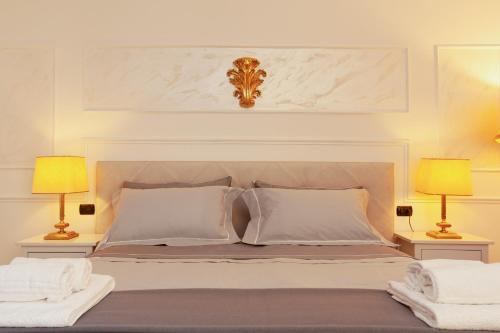 Ponte Vecchio Luxury Penthouse - image 12