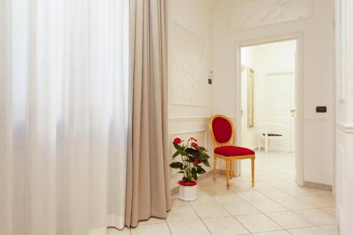 Ponte Vecchio Luxury Penthouse - image 5