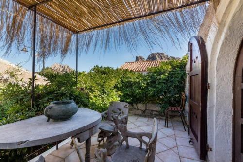 Charming Cottage Il Glicine a San Pantaleo