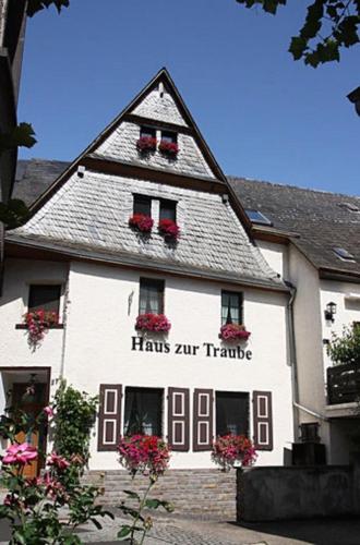 B&B Klotten - Haus zur Traube - Bed and Breakfast Klotten