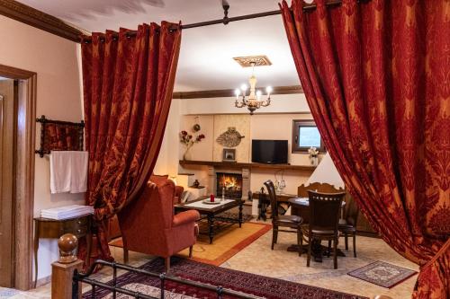 Margit Suites Hotel – Karpenisi, AL