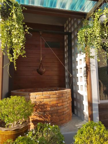 Surrounding environment, Mon-Dee Mini Hotel near Wat Suan Tan