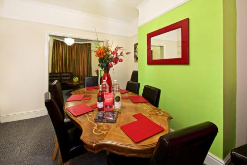 Anfield! Best Triangle Lfc ,efc,city Centre!, Bootle, Merseyside