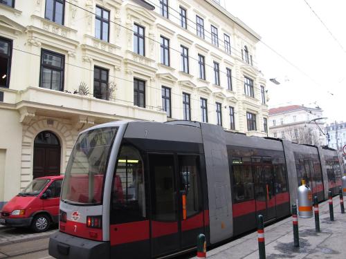 Central Vienna-Living - image 12