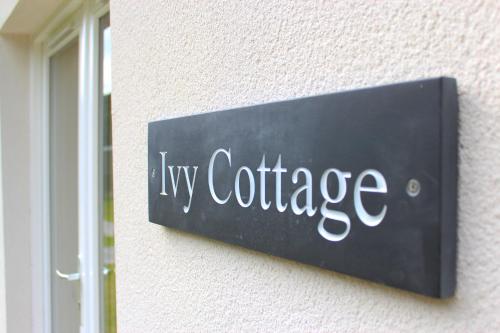 Auchendennan Farm Self Catering Cottages Room Type - Cottage with Shared Garden