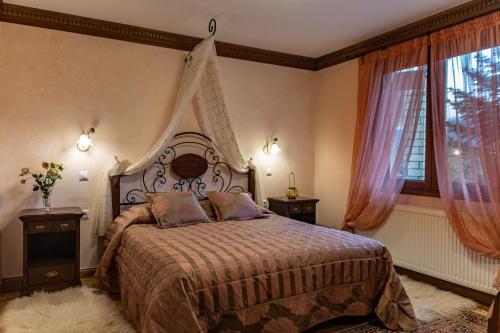 Margit Suites Hotel – Karpenisi, AL