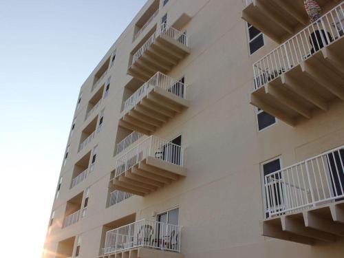 Gulf Life Luxury Retreat Unit 309 - image 2