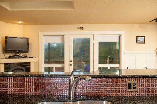 Ocean Pines - image 6