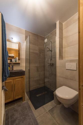 Appartement avec terrasse et accès direct aux pistes - image 4