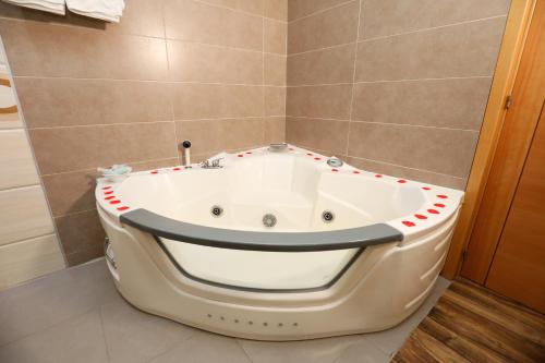 Hostal Conde David - main image