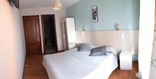 1 double bed