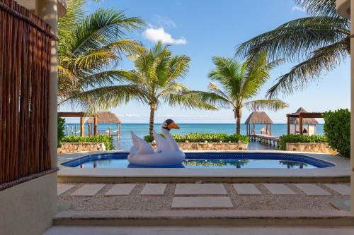 สระว่ายน้ำ, Mereva Tulum in ตุลซายับ